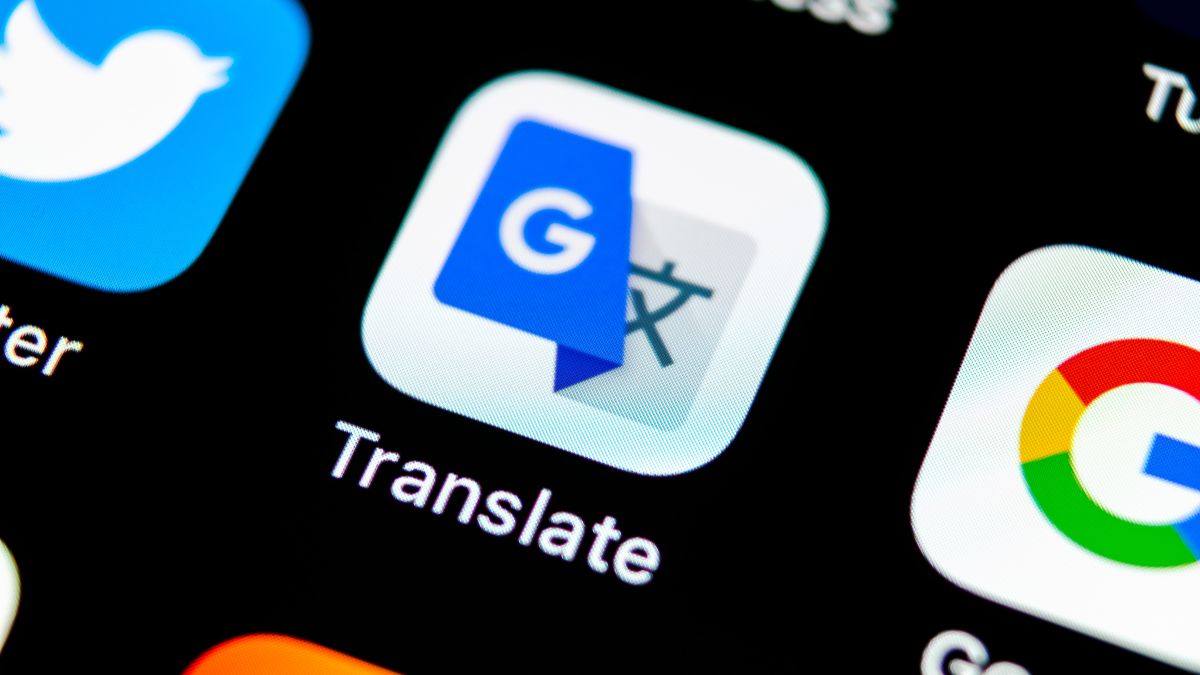 Google Translate Is The Latest App To Get A Dark Mode And It S Not All That Dark Wilson S Media - dont get caught by evil santa roblox flee the facility
