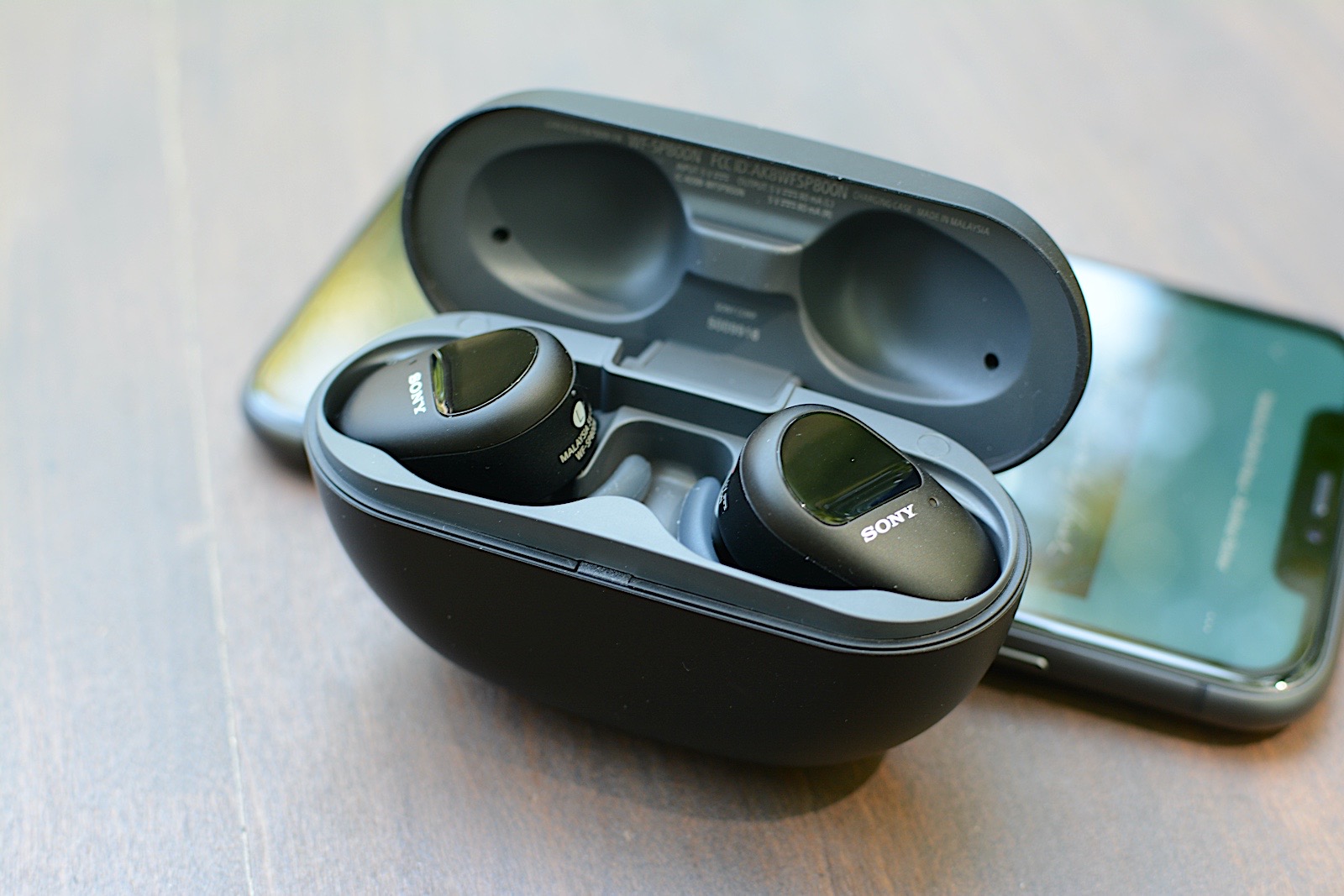 Sony Wf Sp800n Review Feature Packed Earbuds At An Affordable Price Wilson S Media - sunglasses codes for roblox green communities canada