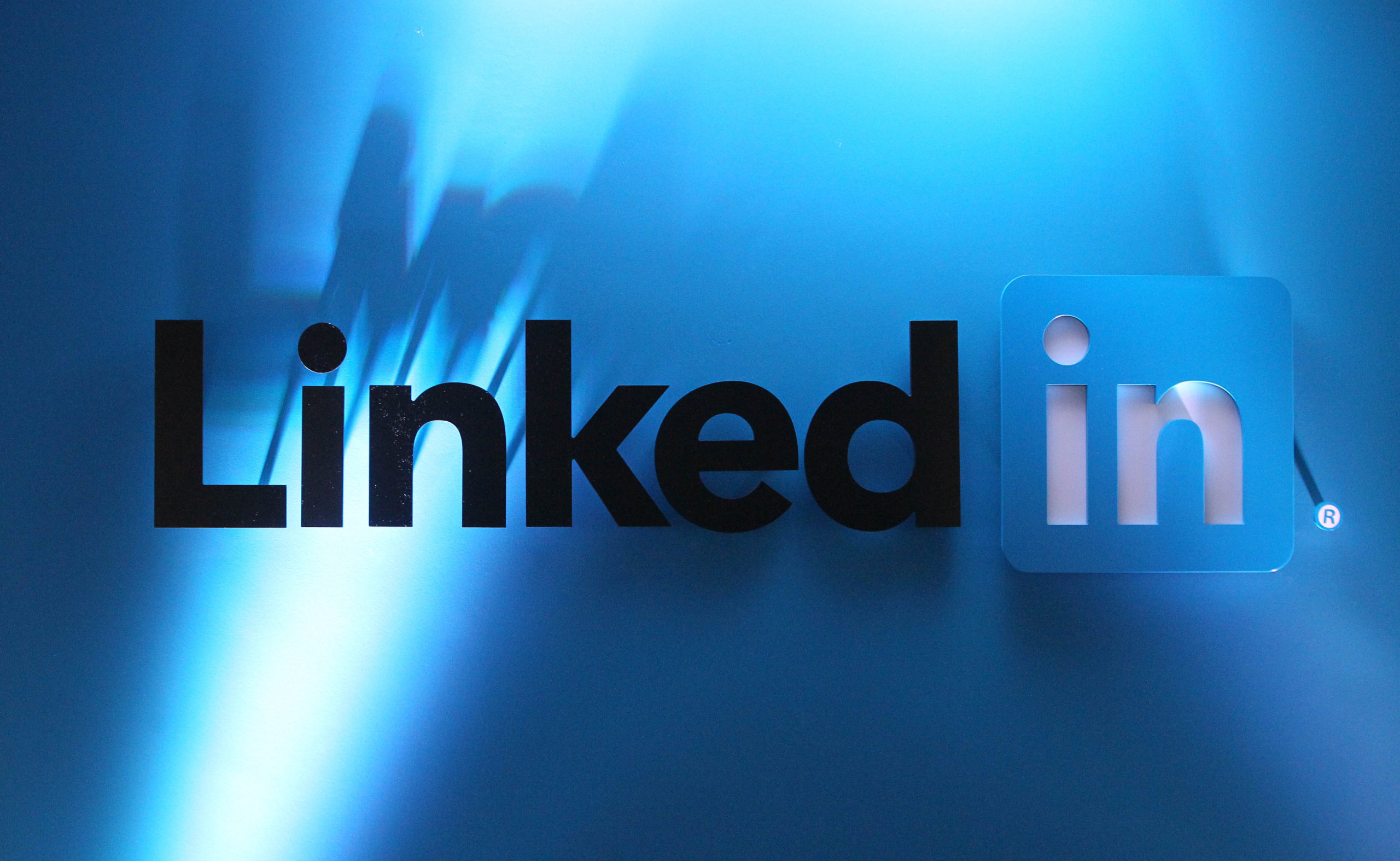 Linkedin Will Cut Nearly 1 000 Jobs As Pandemic Slows Global Hiring Wilson S Media - roblox survivor twitter torch synapse x roblox free download