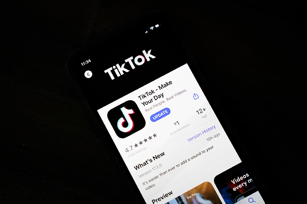 The Trump Administration Is Banning Americans From Downloading Tiktok And Wechat Wilson S Media - friday roblox music video rebecca black not full video on sandbox