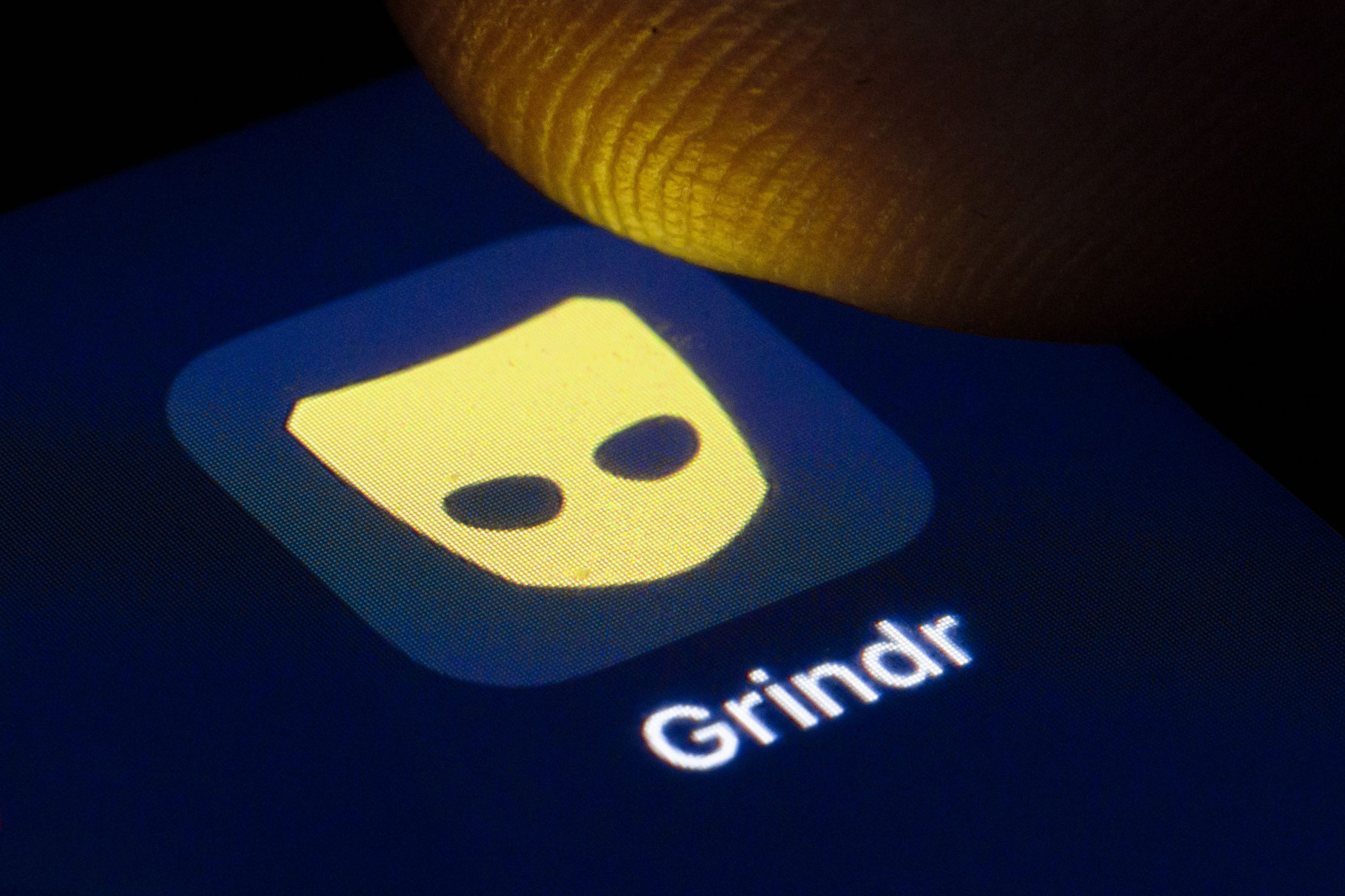 Grindr Flaw Allowed Hijacking Accounts With Just An Email Address Wilson S Media - new roblox flip v2 exploit patched deimos